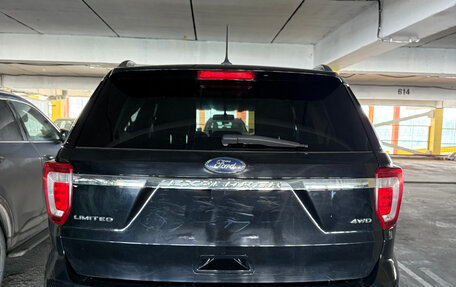 Ford Explorer VI, 2017 год, 2 500 000 рублей, 3 фотография