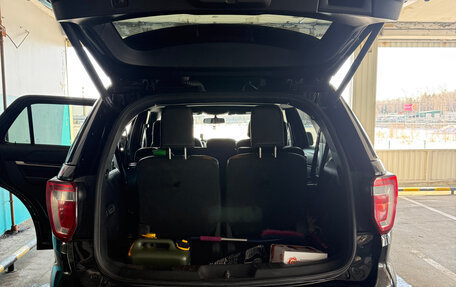 Ford Explorer VI, 2017 год, 2 500 000 рублей, 5 фотография