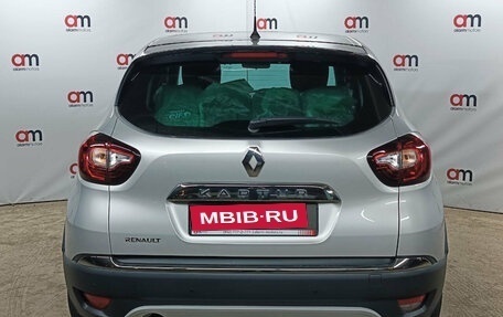 Renault Kaptur I рестайлинг, 2018 год, 1 499 000 рублей, 5 фотография