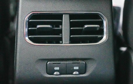 Haval Jolion, 2023 год, 1 800 000 рублей, 38 фотография