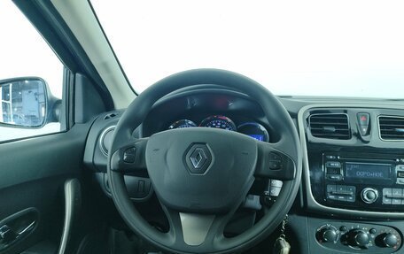 Renault Logan II, 2016 год, 685 000 рублей, 11 фотография