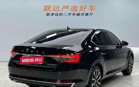 Skoda Superb III рестайлинг, 2025 год, 2 820 000 рублей, 5 фотография