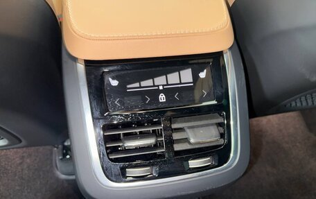 Volvo XC60 II, 2024 год, 7 999 000 рублей, 16 фотография