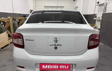 Renault Logan II, 2018 год, 950 000 рублей, 6 фотография