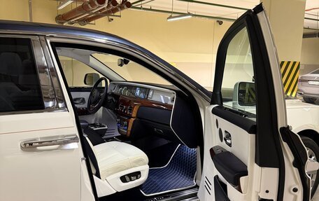 Rolls-Royce Phantom VIII, 2017 год, 42 000 000 рублей, 17 фотография