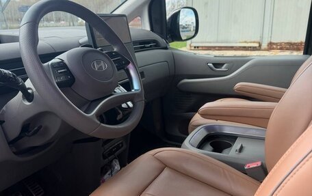 Hyundai Staria, 2025 год, 7 650 000 рублей, 3 фотография