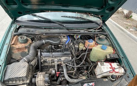 Volkswagen Passat B4, 1995 год, 130 000 рублей, 13 фотография