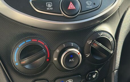 Hyundai Solaris II рестайлинг, 2016 год, 1 049 000 рублей, 19 фотография