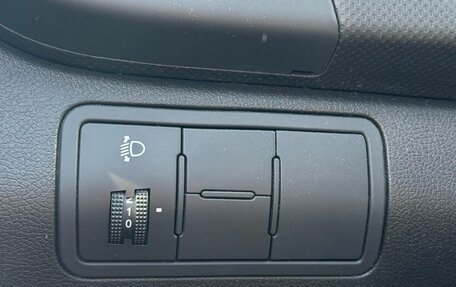 Hyundai Solaris II рестайлинг, 2016 год, 1 049 000 рублей, 17 фотография