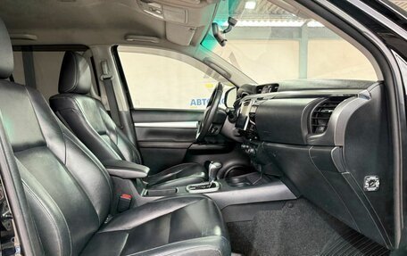Toyota Hilux VIII, 2017 год, 3 899 000 рублей, 11 фотография
