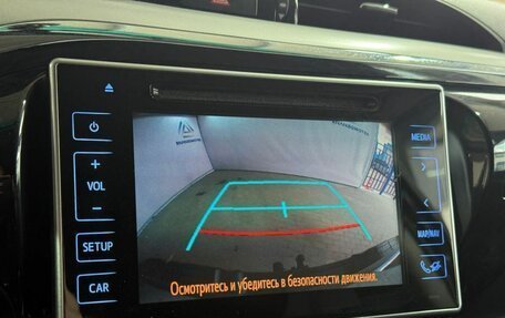 Toyota Hilux VIII, 2017 год, 3 899 000 рублей, 14 фотография