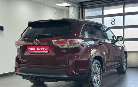 Toyota Highlander III, 2014 год, 3 139 000 рублей, 6 фотография