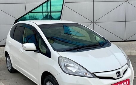 Honda Fit III, 2012 год, 1 100 000 рублей, 1 фотография
