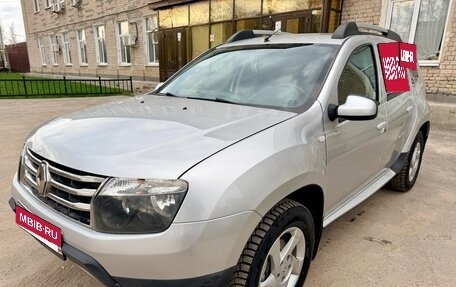 Renault Duster I рестайлинг, 2014 год, 1 090 000 рублей, 1 фотография