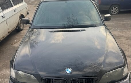 BMW 3 серия, 2004 год, 390 000 рублей, 1 фотография