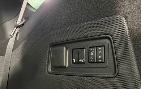 Cadillac Escalade V, 2021 год, 9 199 800 рублей, 16 фотография