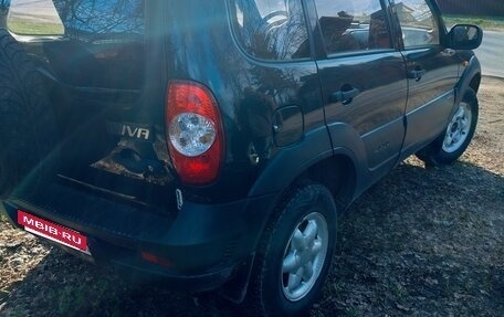 Chevrolet Niva I рестайлинг, 2009 год, 400 000 рублей, 10 фотография