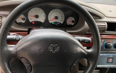 Dodge Stratus II, 2001 год, 185 000 рублей, 15 фотография