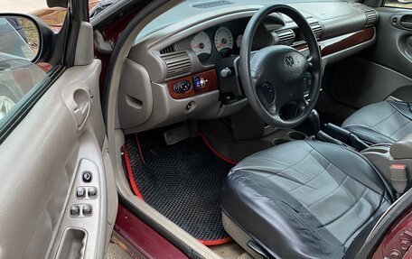 Dodge Stratus II, 2001 год, 185 000 рублей, 14 фотография