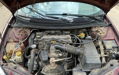 Dodge Stratus II, 2001 год, 185 000 рублей, 17 фотография