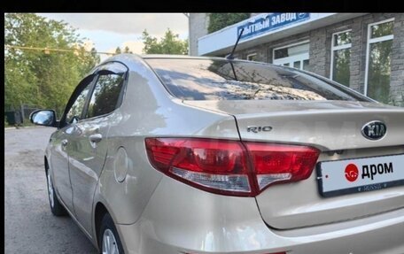 KIA Rio III рестайлинг, 2015 год, 920 000 рублей, 3 фотография