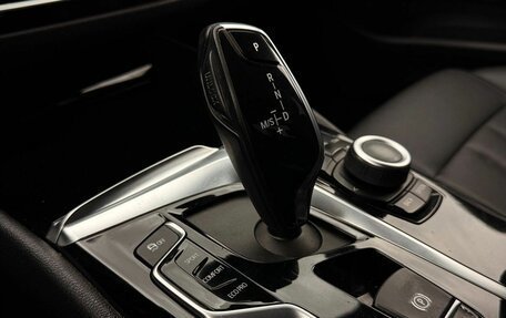 BMW 5 серия, 2018 год, 2 250 000 рублей, 24 фотография