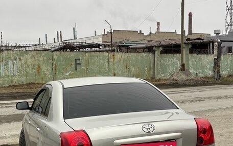 Toyota Avensis III рестайлинг, 2006 год, 800 000 рублей, 4 фотография