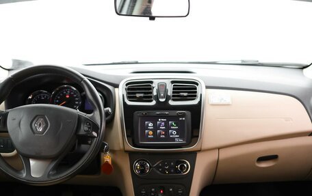 Renault Logan II, 2015 год, 999 000 рублей, 11 фотография