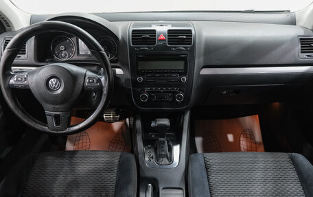 Volkswagen Jetta VI, 2010 год, 599 000 рублей, 21 фотография