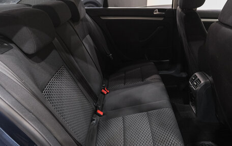 Volkswagen Jetta VI, 2010 год, 599 000 рублей, 31 фотография