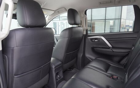 Mitsubishi Pajero Sport III рестайлинг, 2021 год, 4 570 000 рублей, 14 фотография