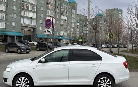 Skoda Rapid I, 2014 год, 715 000 рублей, 4 фотография