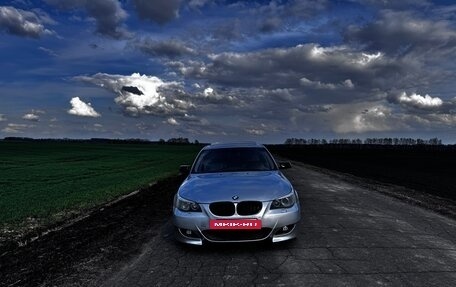 BMW 5 серия, 2003 год, 1 050 000 рублей, 2 фотография