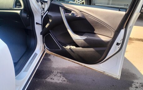 Opel Astra J, 2012 год, 480 000 рублей, 3 фотография