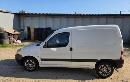 Peugeot Partner II рестайлинг 2, 2010 год, 278 000 рублей, 18 фотография