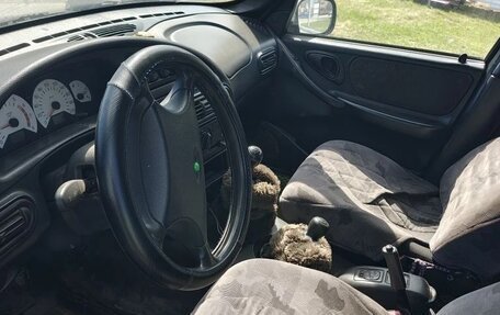 Chevrolet Niva I рестайлинг, 2006 год, 148 000 рублей, 7 фотография