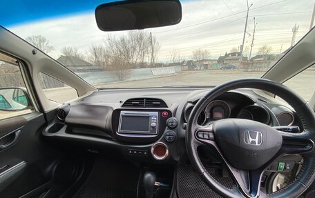 Honda Fit III, 2012 год, 1 100 000 рублей, 16 фотография