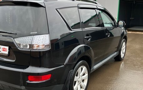 Mitsubishi Outlander III рестайлинг 3, 2011 год, 1 450 000 рублей, 6 фотография