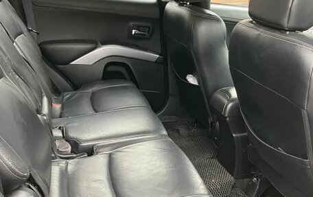 Mitsubishi Outlander III рестайлинг 3, 2011 год, 1 450 000 рублей, 13 фотография