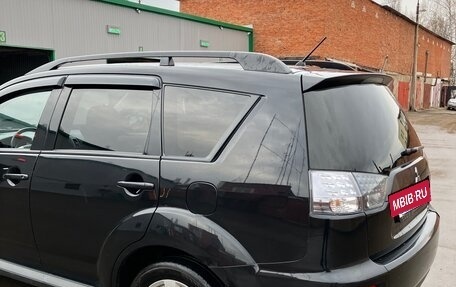 Mitsubishi Outlander III рестайлинг 3, 2011 год, 1 450 000 рублей, 4 фотография