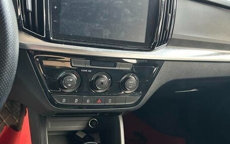 Skoda Kamiq I, 2024 год, 1 990 000 рублей, 8 фотография