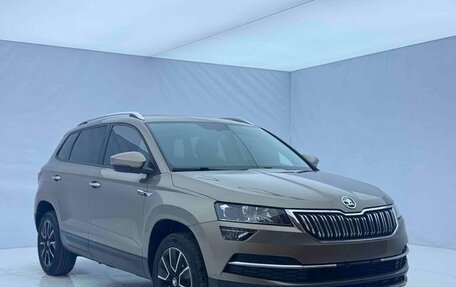 Skoda Karoq I, 2021 год, 1 897 000 рублей, 3 фотография