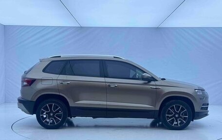 Skoda Karoq I, 2021 год, 1 897 000 рублей, 8 фотография