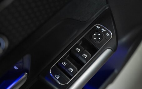 Mercedes-Benz GLA, 2024 год, 6 450 000 рублей, 10 фотография