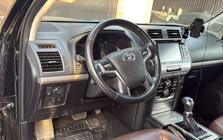 Toyota Land Cruiser Prado 150 рестайлинг 2, 2019 год, 4 600 000 рублей, 2 фотография