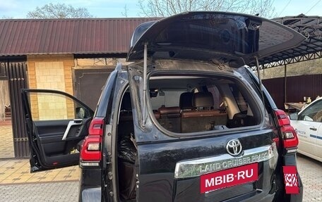 Toyota Land Cruiser Prado 150 рестайлинг 2, 2019 год, 4 600 000 рублей, 5 фотография