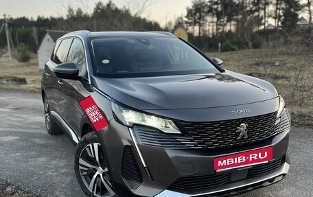 Peugeot 5008 II, 2021 год, 2 020 000 рублей, 4 фотография