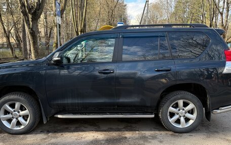 Toyota Land Cruiser Prado 150 рестайлинг 2, 2013 год, 3 200 000 рублей, 7 фотография