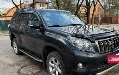 Toyota Land Cruiser Prado 150 рестайлинг 2, 2013 год, 3 200 000 рублей, 3 фотография