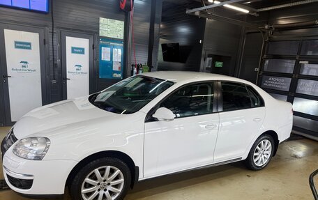 Volkswagen Jetta VI, 2010 год, 1 050 000 рублей, 8 фотография